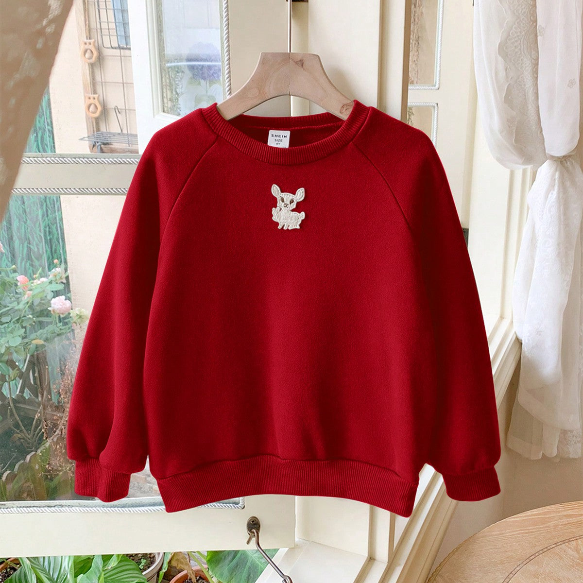 100% 聚酯纤维 个性红色冬季保暖时尚简约女童(小)卫衣 4-7 лет