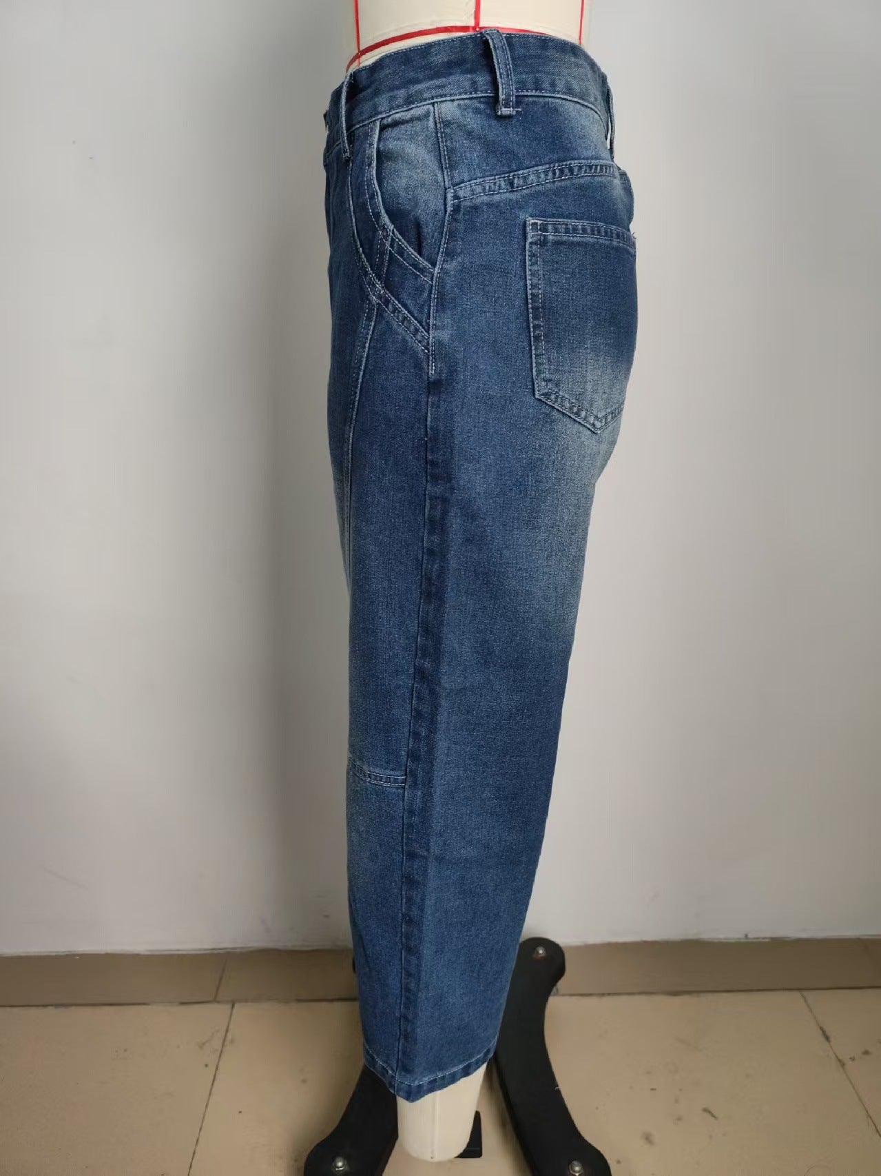 High-Waisted Wide-Leg Jeans - Women's Washed Straight-Leg Pant