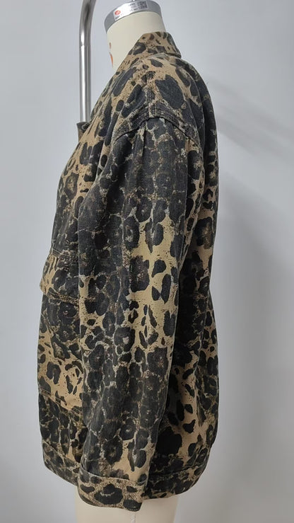 Square-Pocket Cargo Denim Jacket - Loose Women's Outerwear